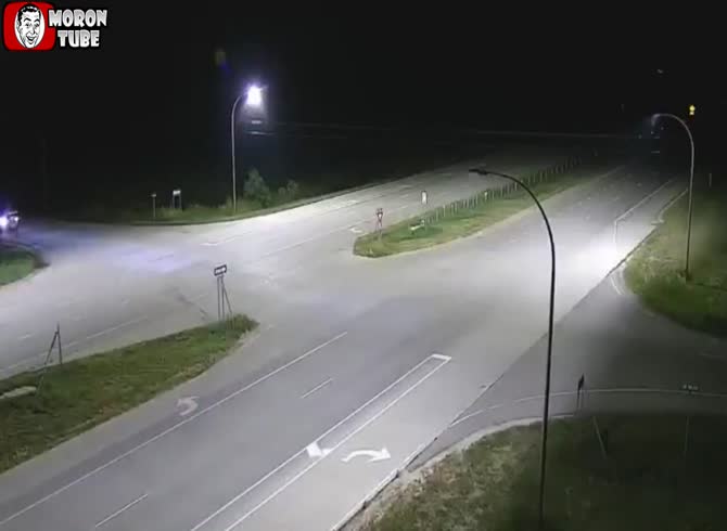 Video :He gets struck by a semi-trailer and his automobile explodes, but he lives